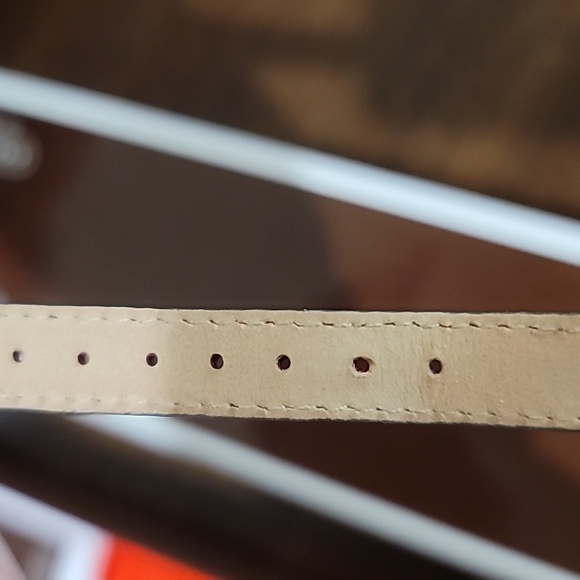 Coach Platinum rectangle watch EUC - Picture 6 of 7